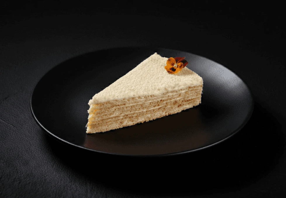 MEDOVIK CAKE